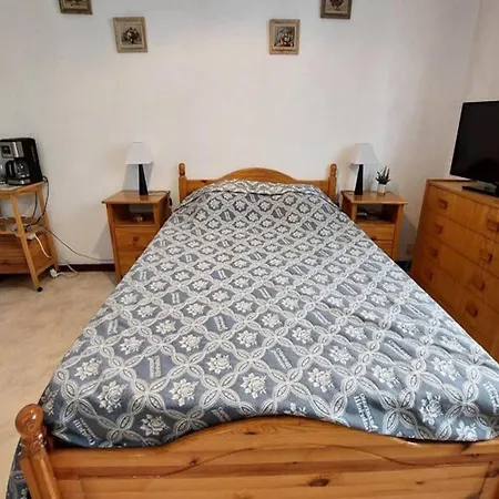 Studio For 2 People エクスレバン